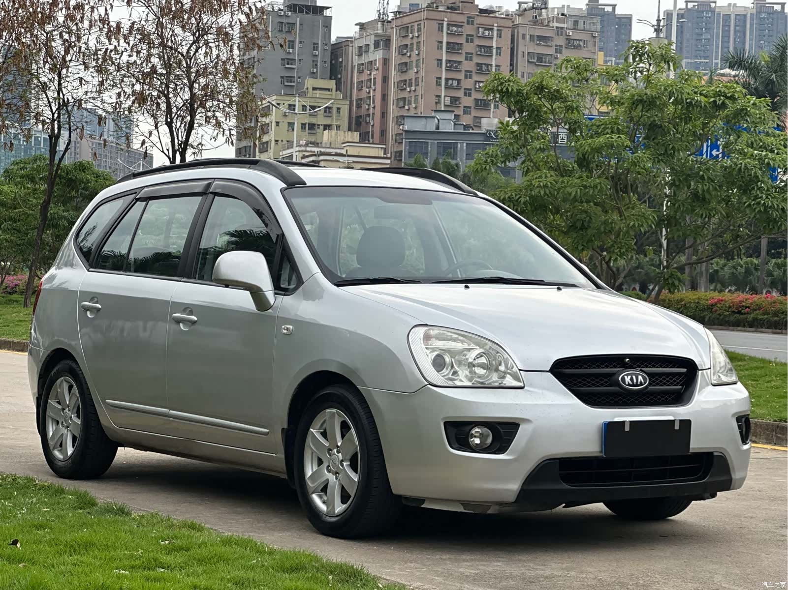 Kia 7, 2009 3