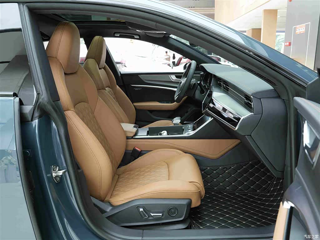 Audi A7L, 2022 12