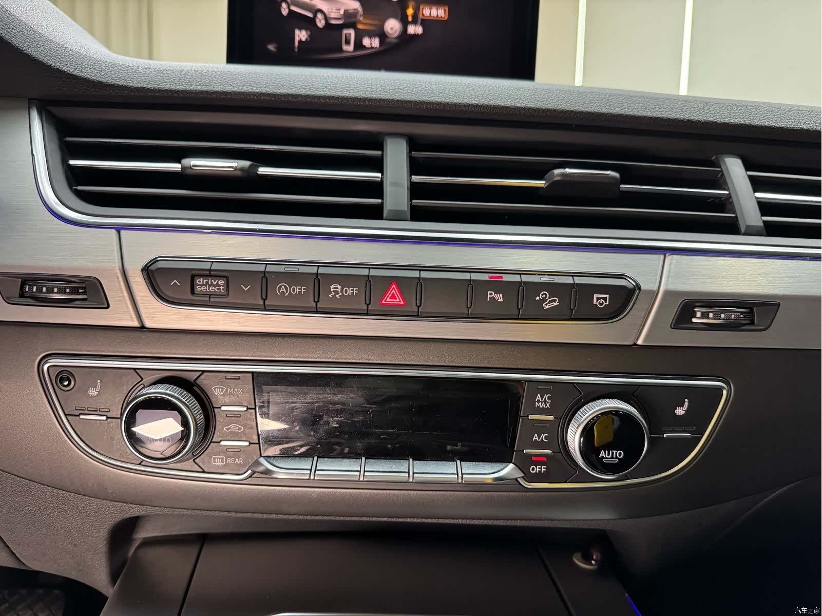 Audi Q7, 2019 24