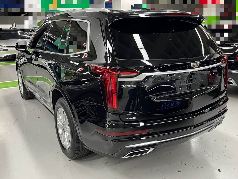 Cadillac XT6