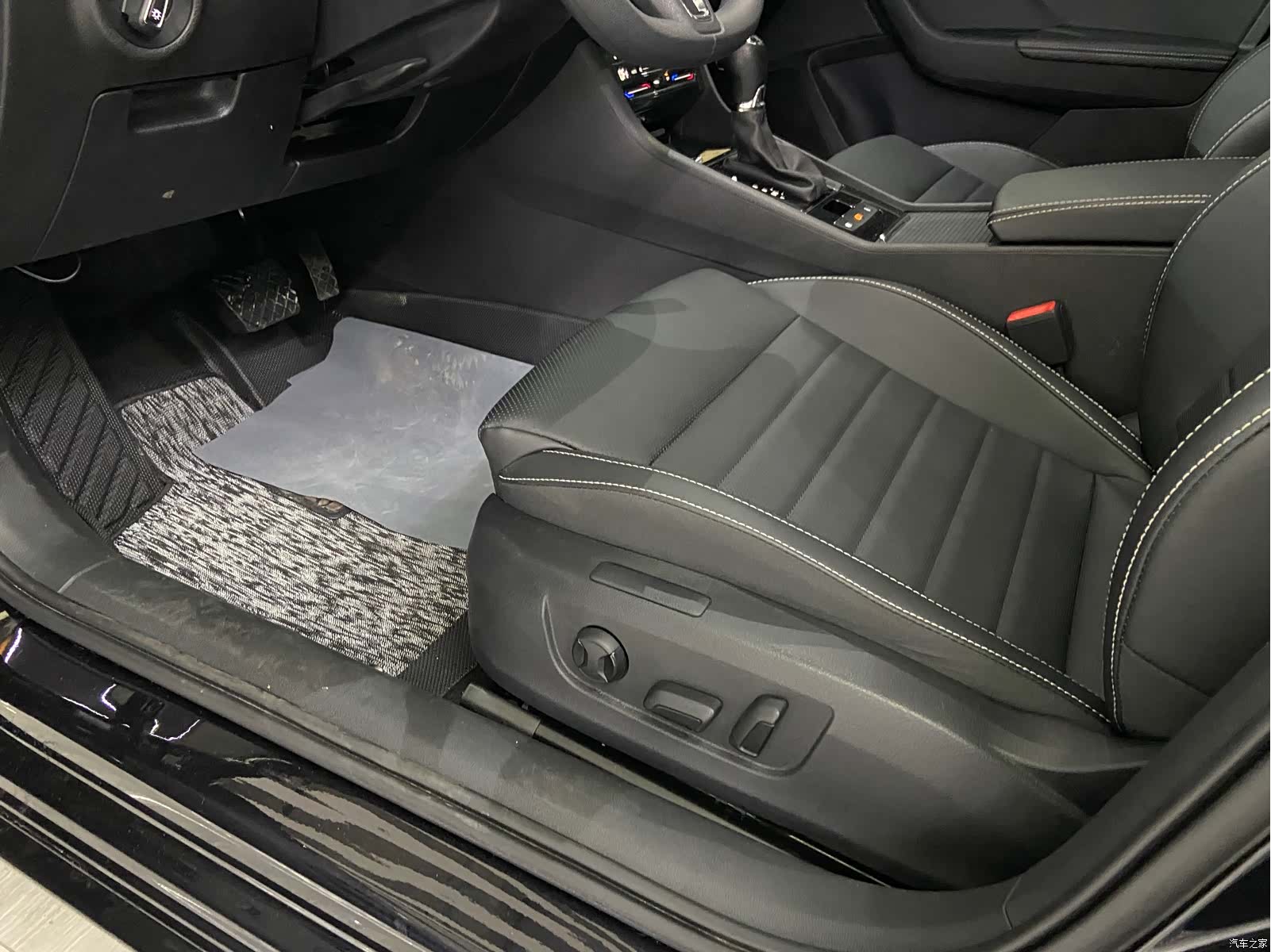 Skoda Superb, 2022 17
