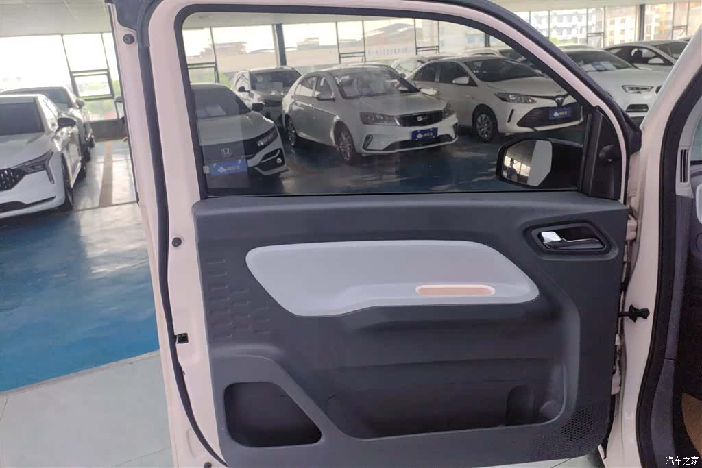 Wuling MINIEV, 2021 7