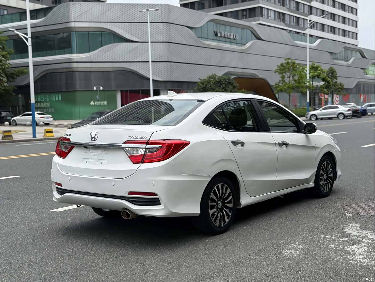 Honda Crider, 2015 4