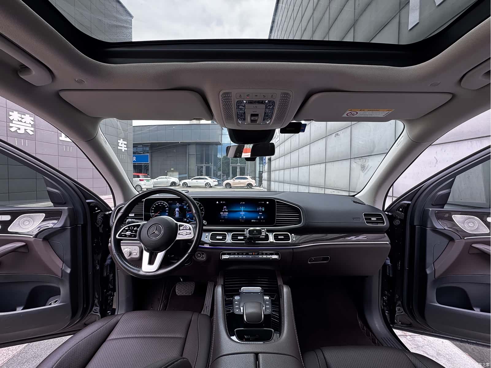 Mercedes-Benz GLE, 2022 11