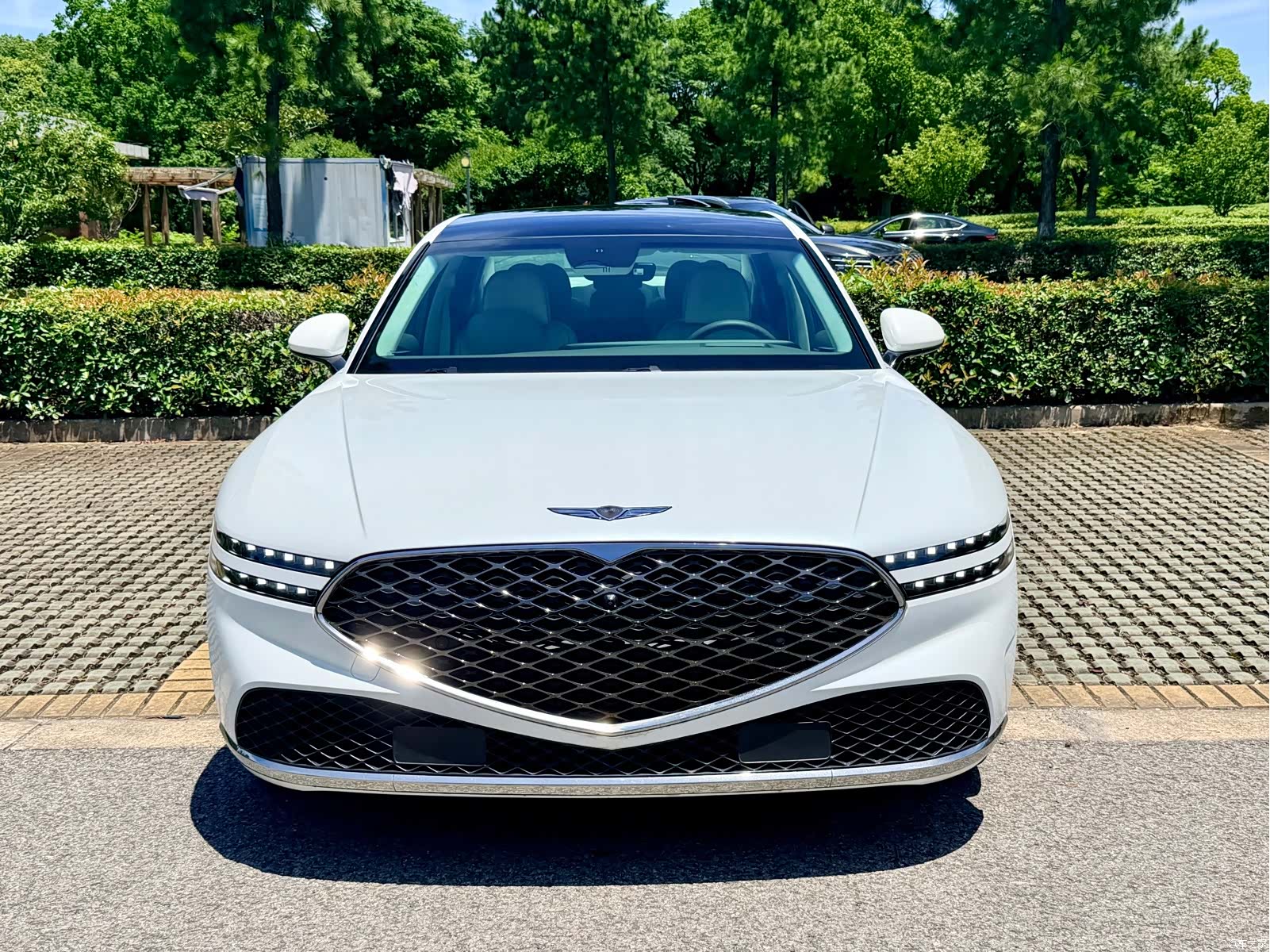 Genesis G90, 2023 2