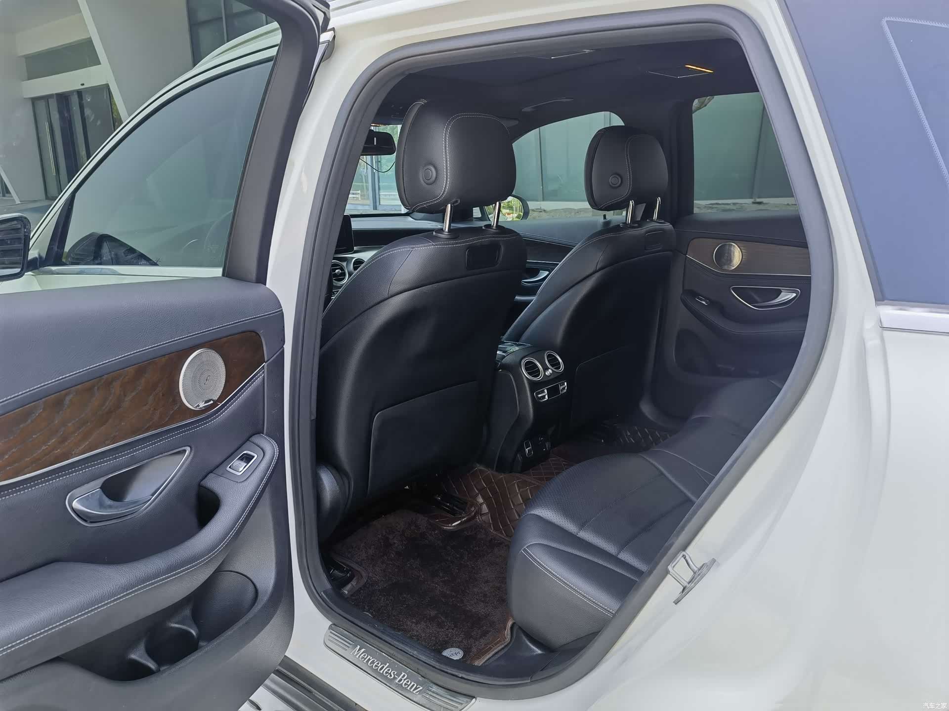 Mercedes-Benz GLC, 2019 10