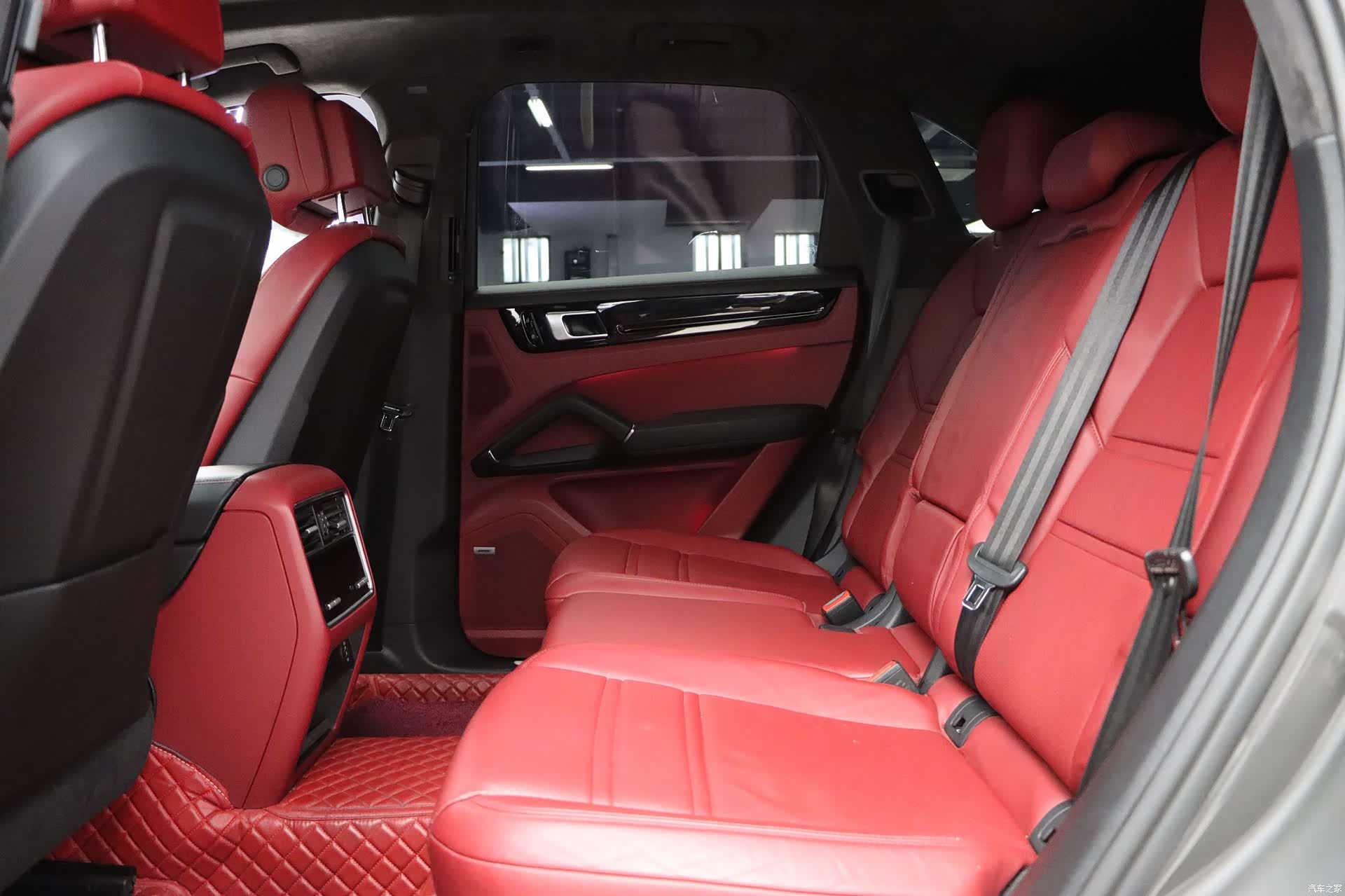 Porsche Cayenne, 2020 27