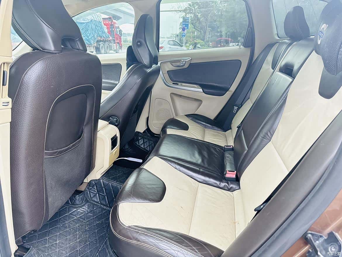 Volvo XC60, 2010 11
