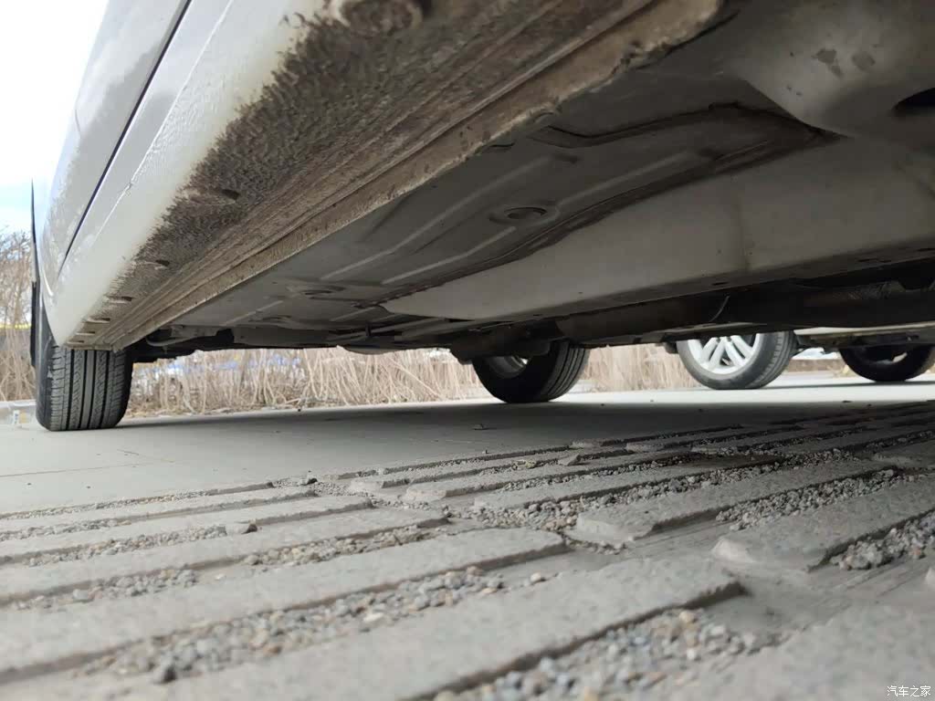Chevrolet 320, 2019 16