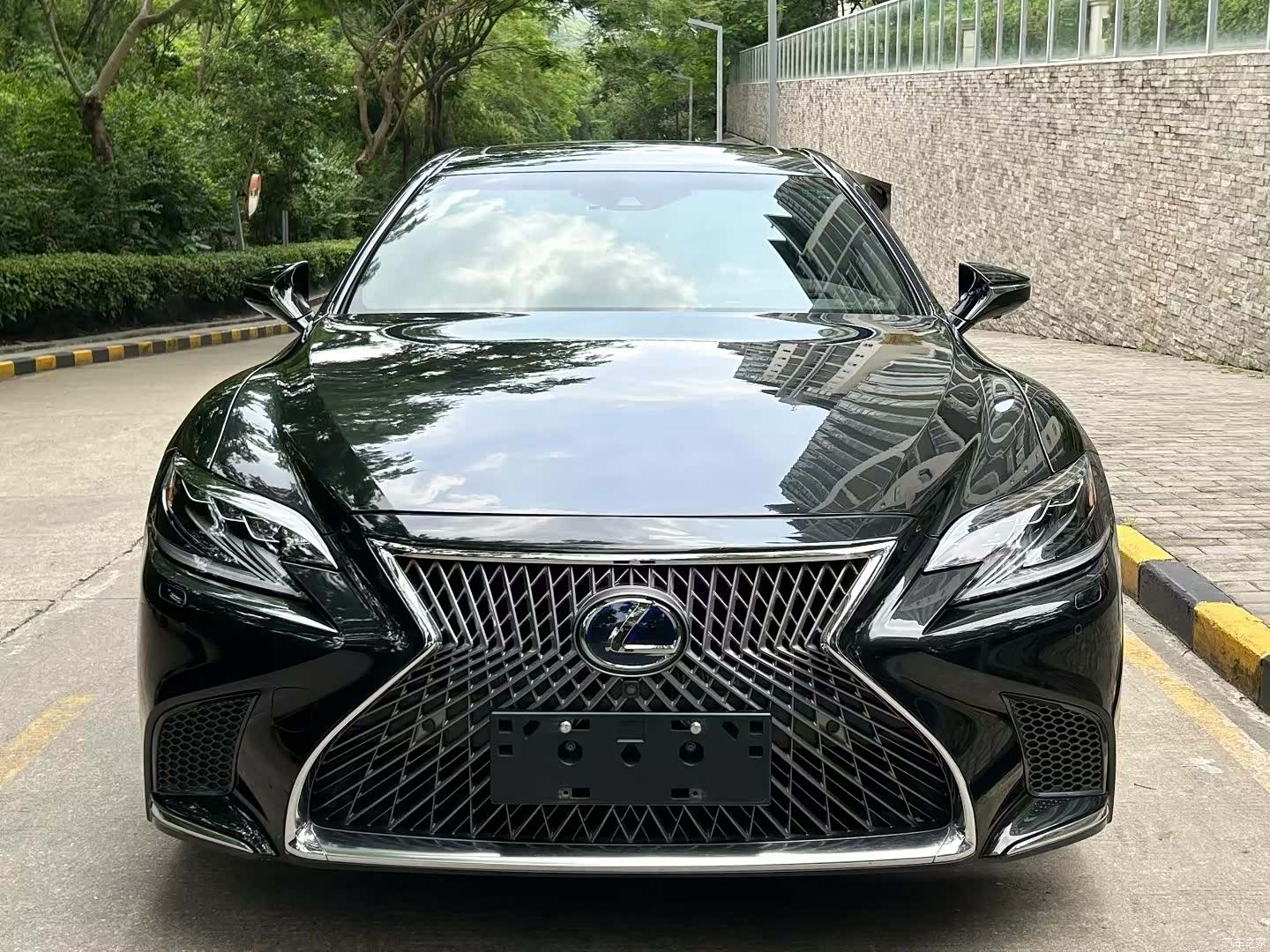 Lexus LS, 2018 2