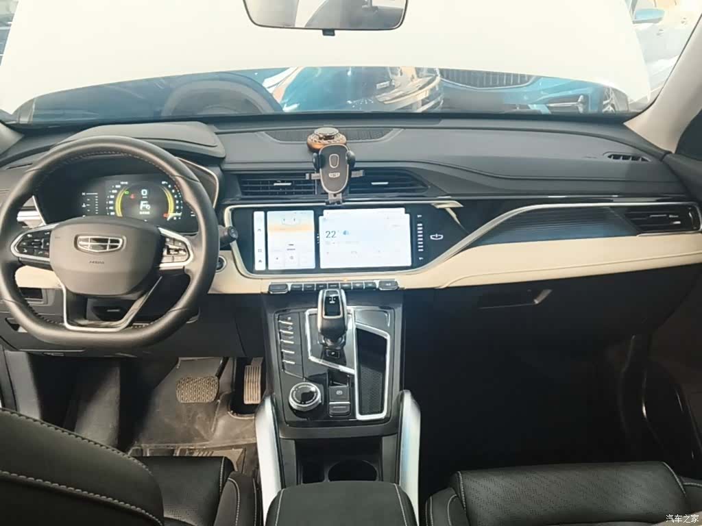 Geely Boyue, 2022 10