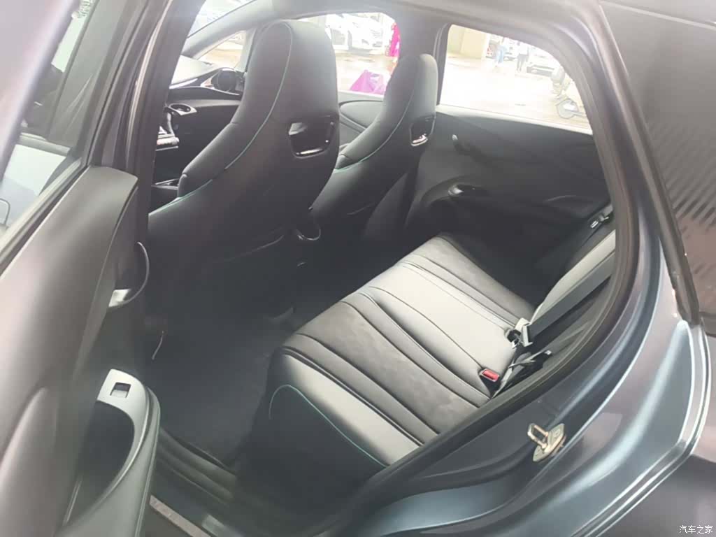 BYD Dolphin, 2023 17