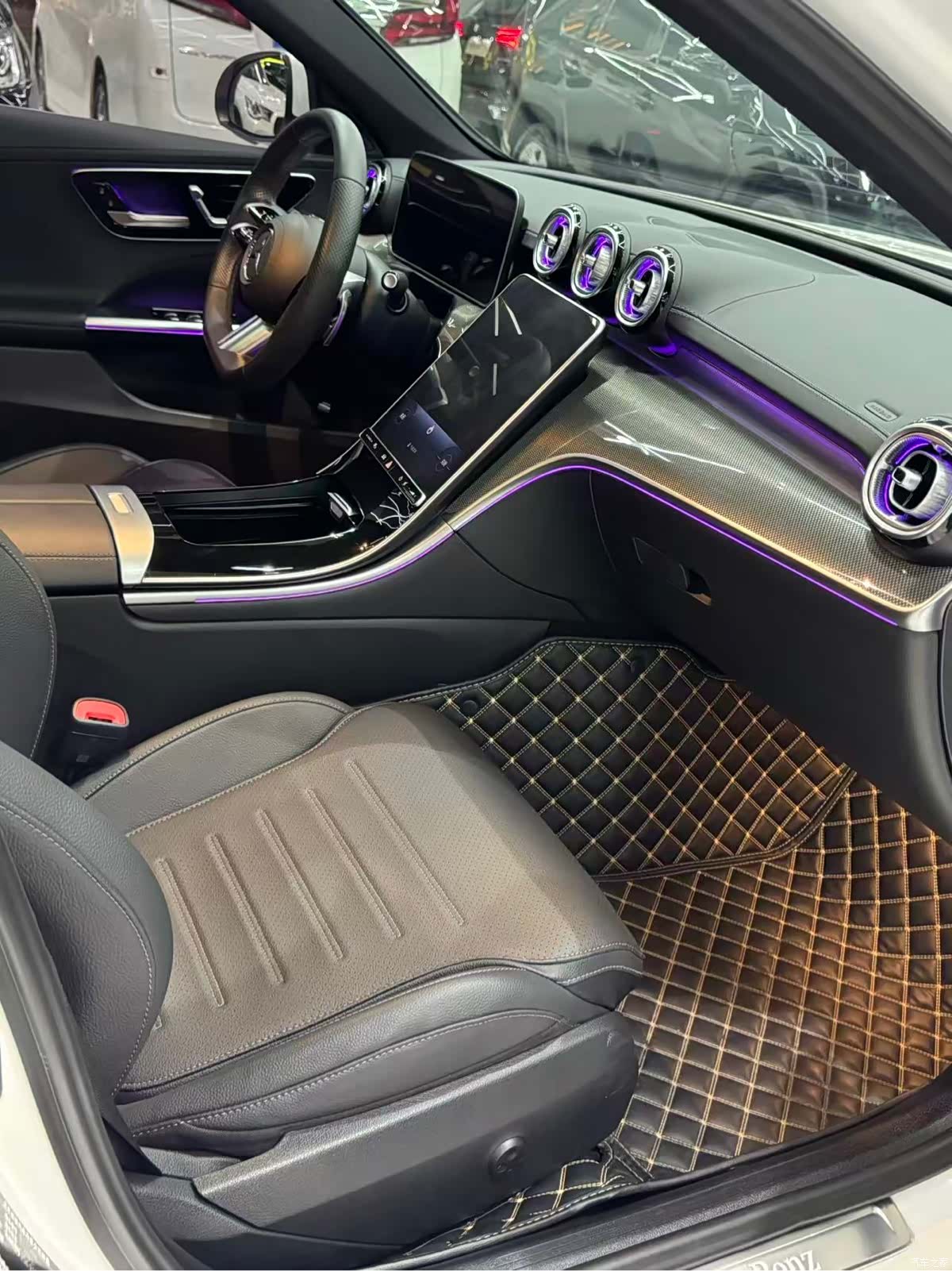 Mercedes-Benz C-Class, 2022 4