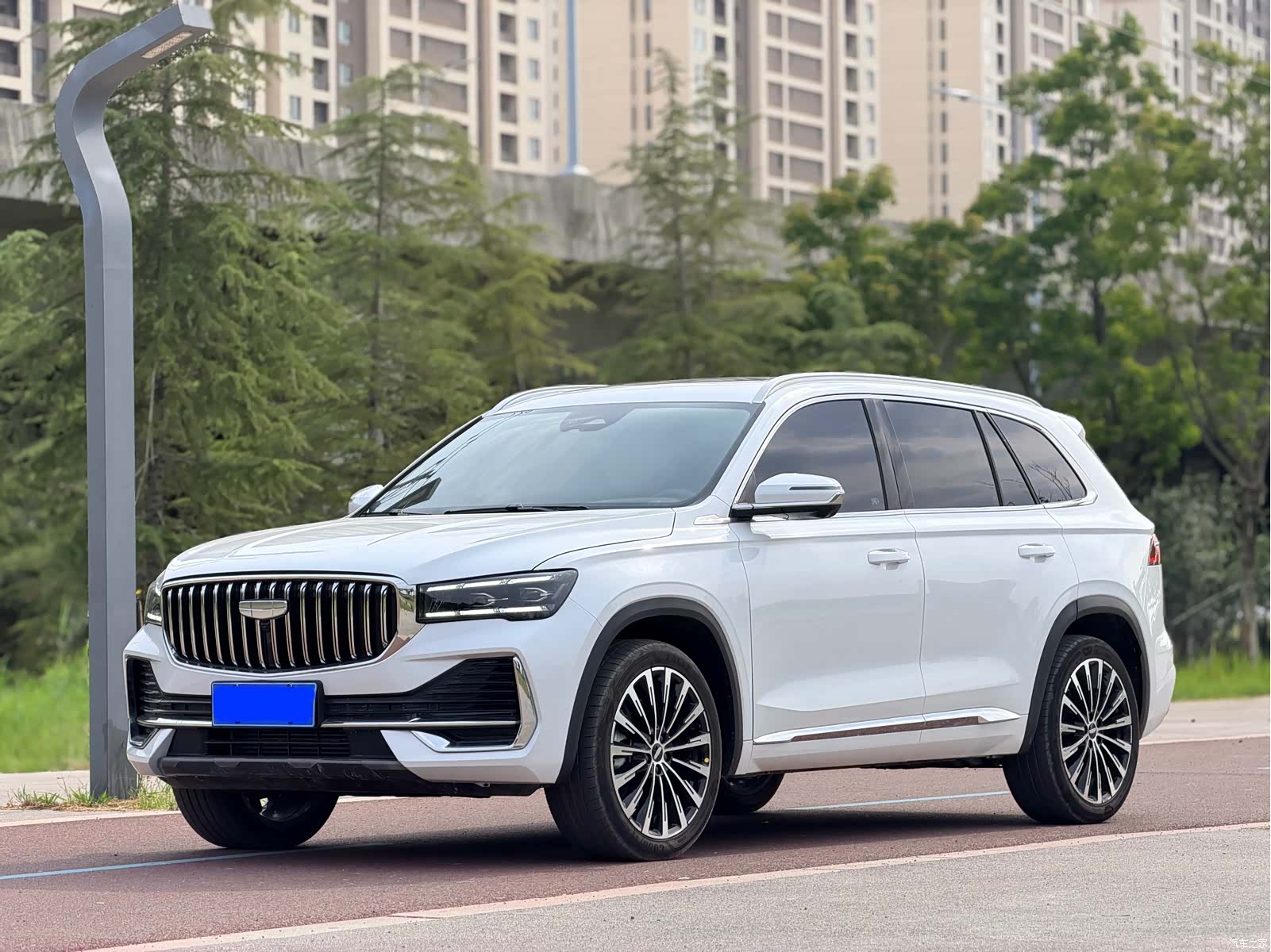 Geely Xingyue L