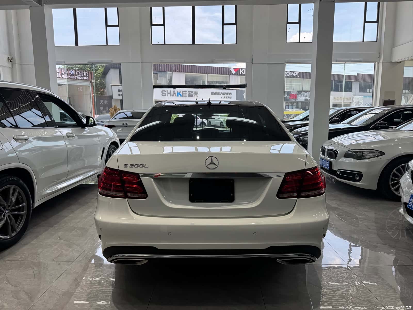 Mercedes-Benz E-Class, 2015 12