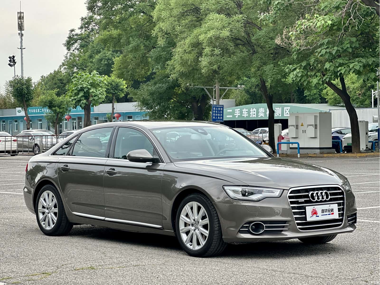 Audi A6L, 2012 все фото