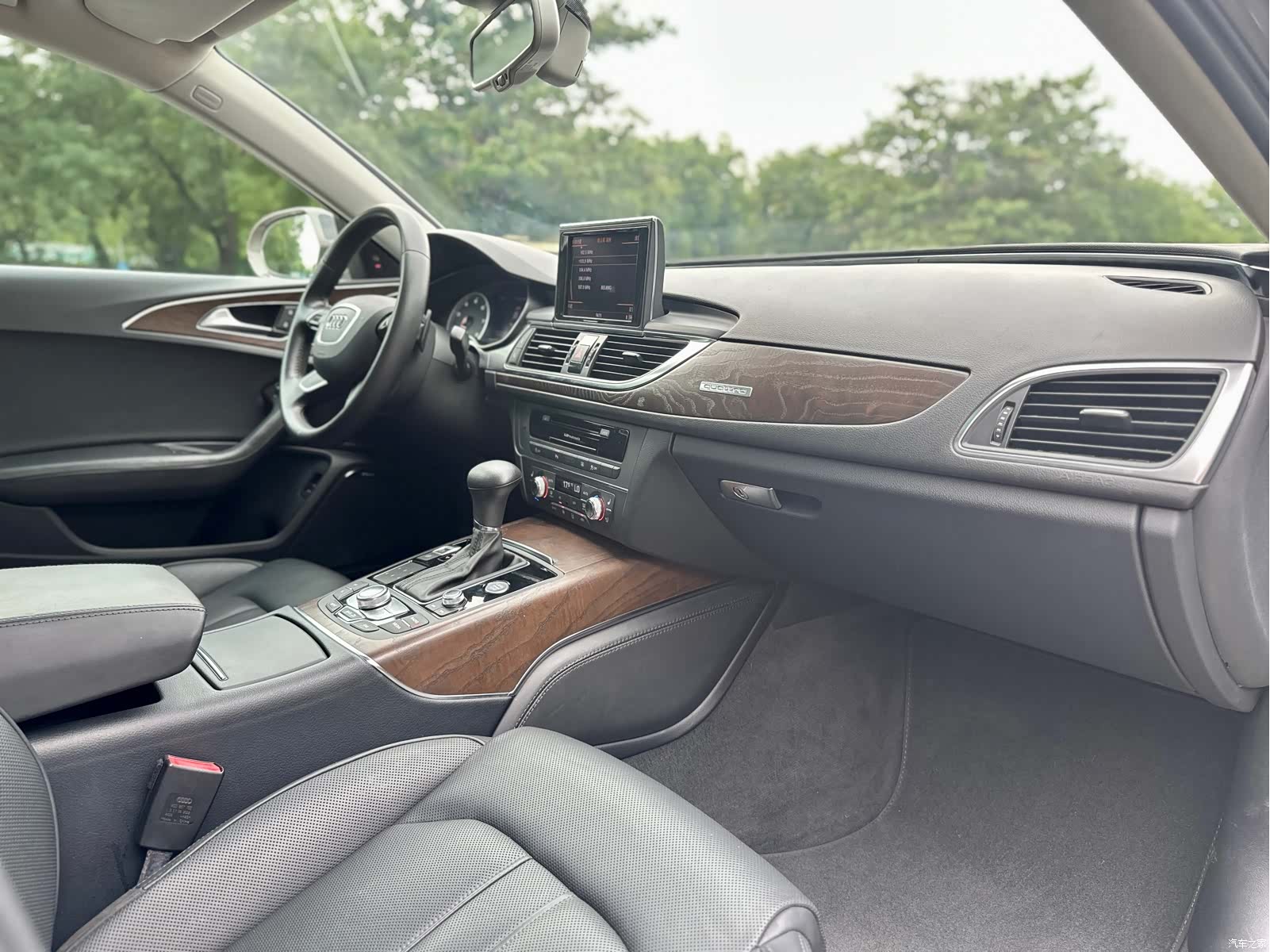Audi A6L, 2012 50