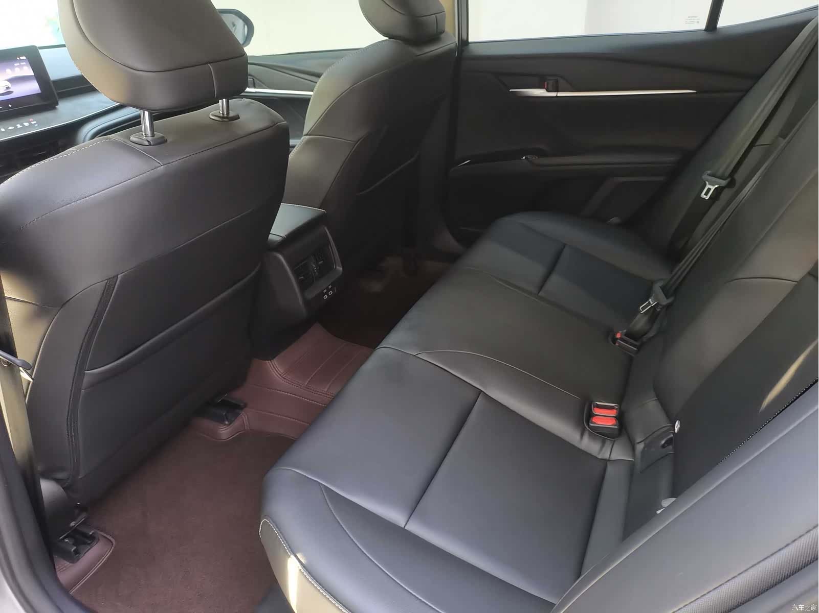 Toyota Camry, 2024 8