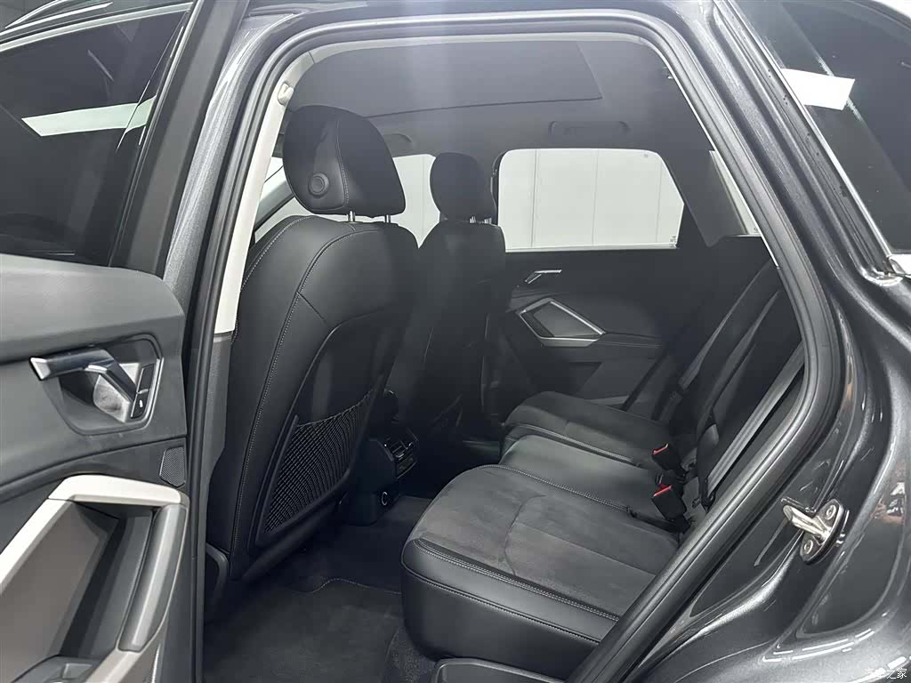 Audi Q3, 2023 18