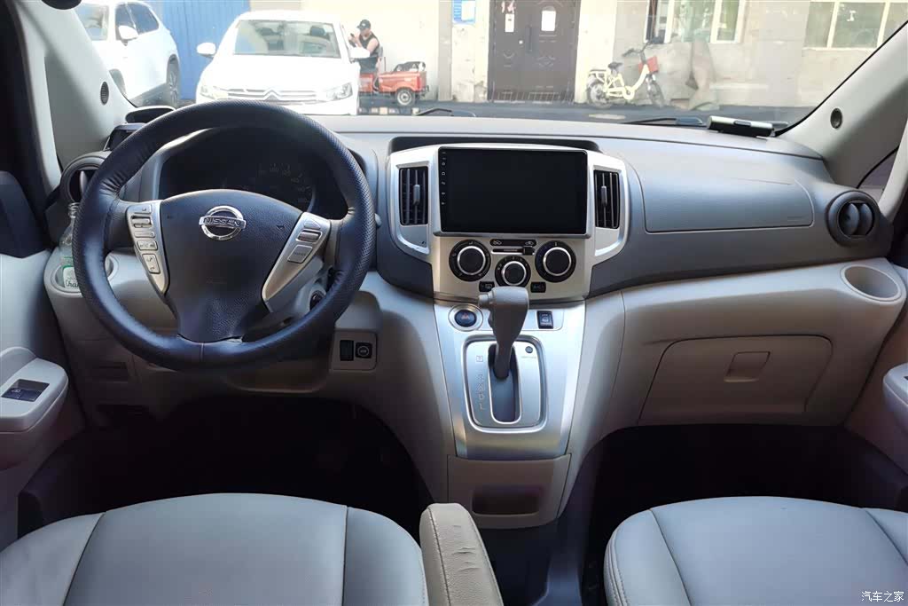 Nissan NV200, 2018 12