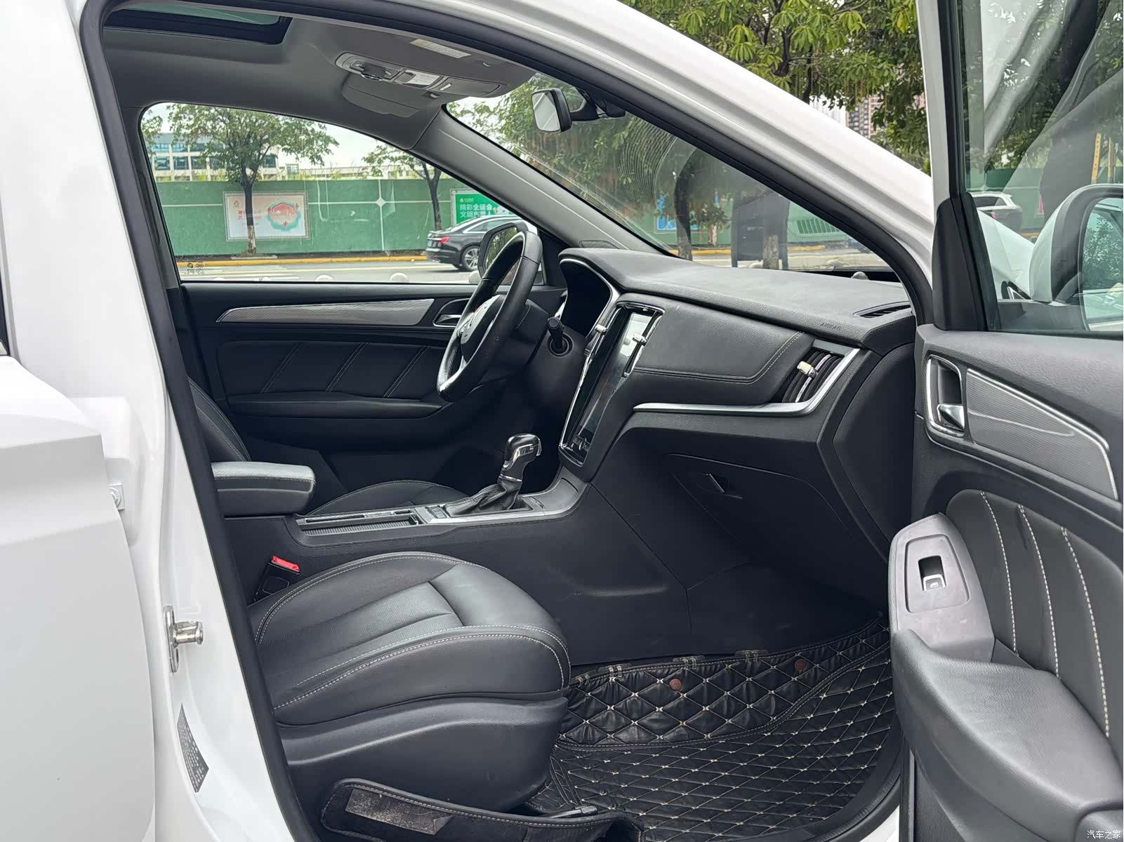 Roewe RX5, 2019 11