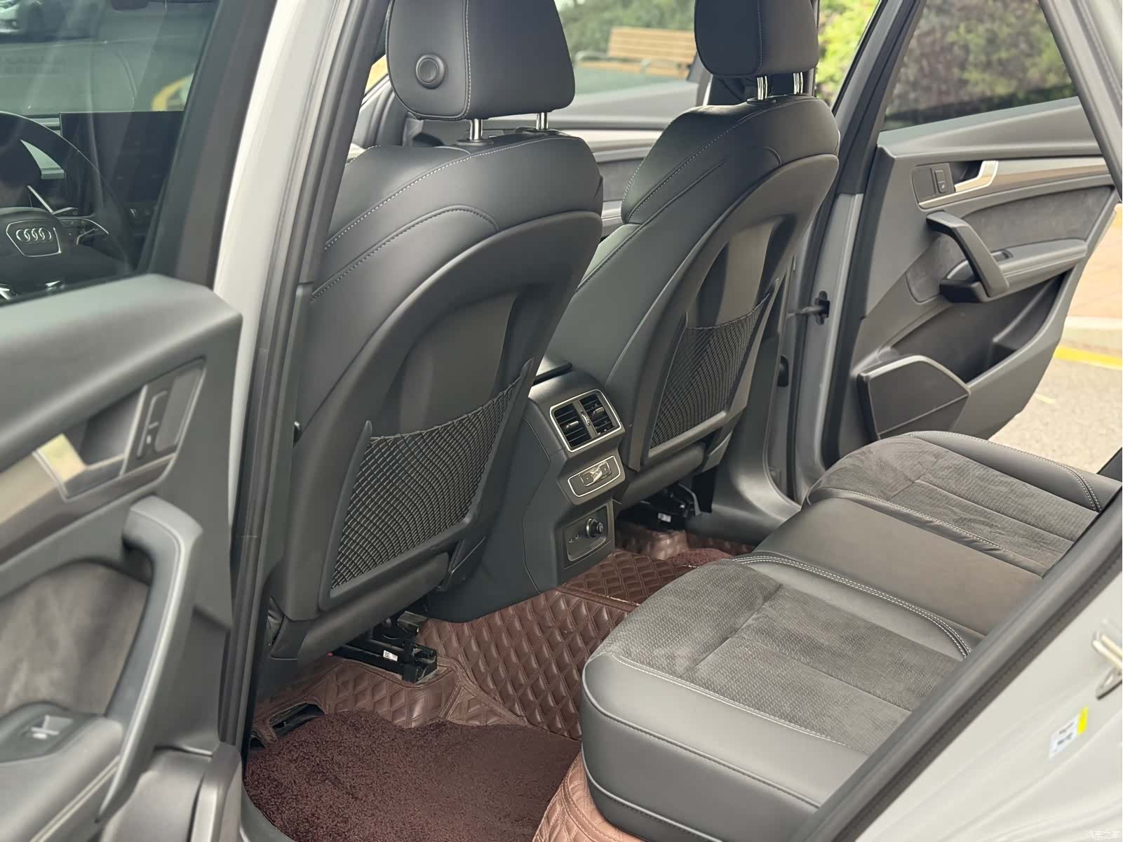 Audi Q5L, 2023 6