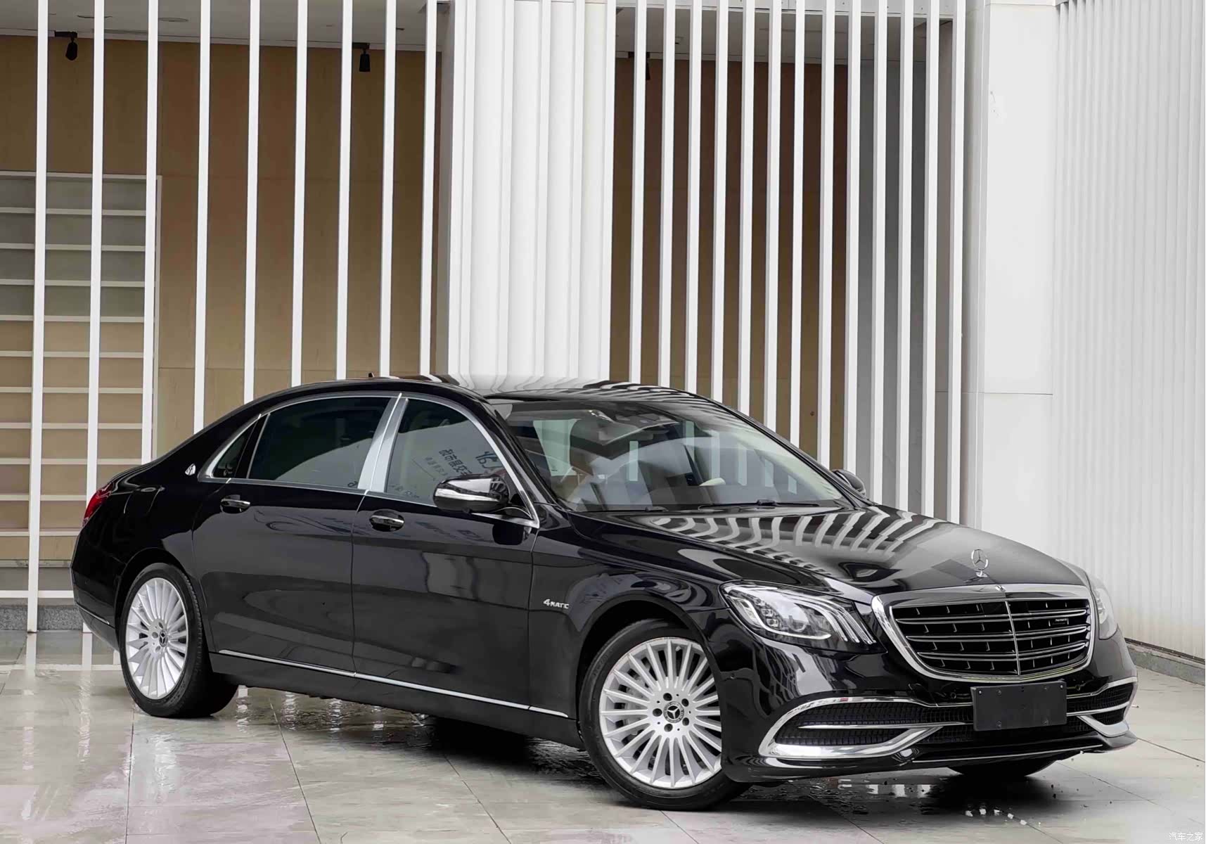 Maybach S-Class, 2018 3