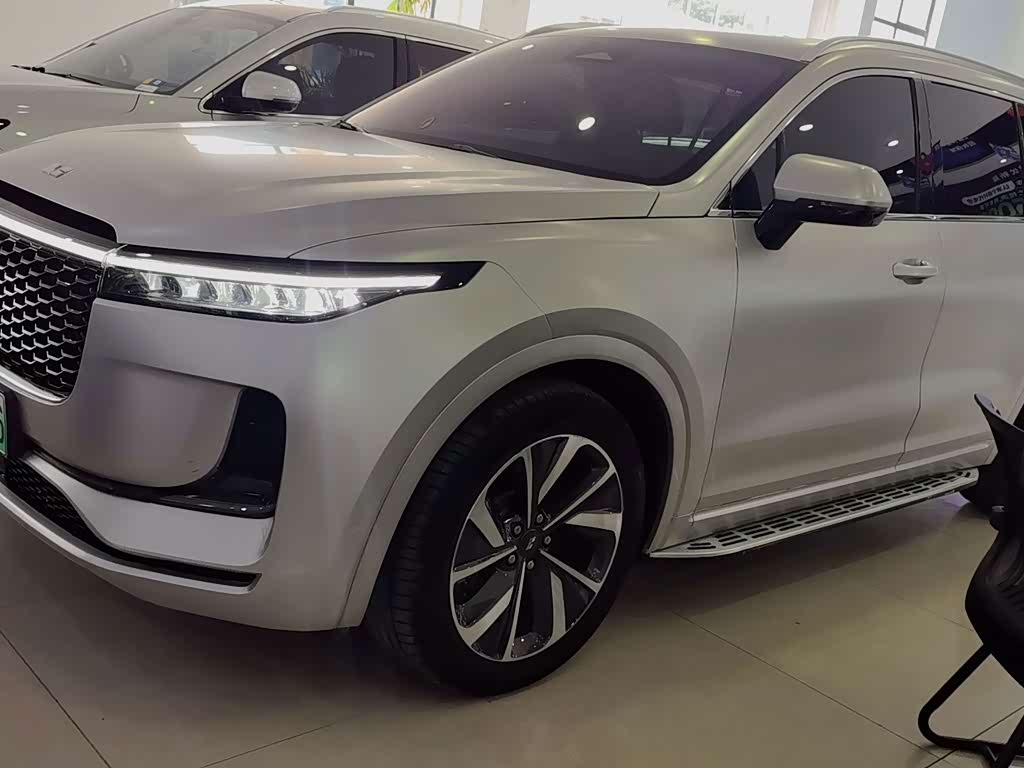 Li Auto ONE