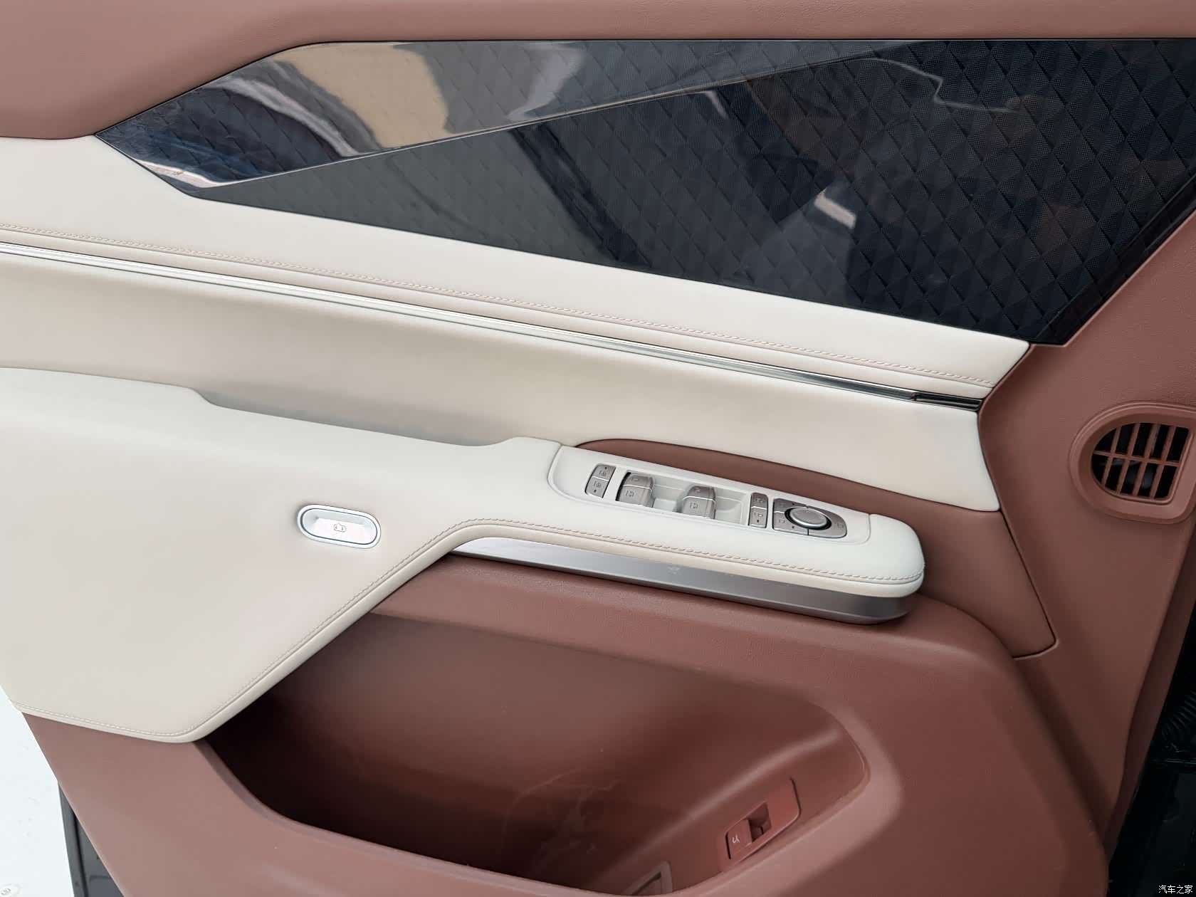 BYD Xia, 2025 22