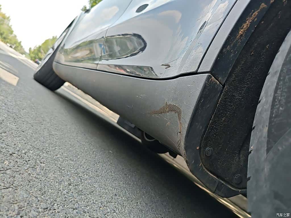 Tesla Model Y, 2023 22