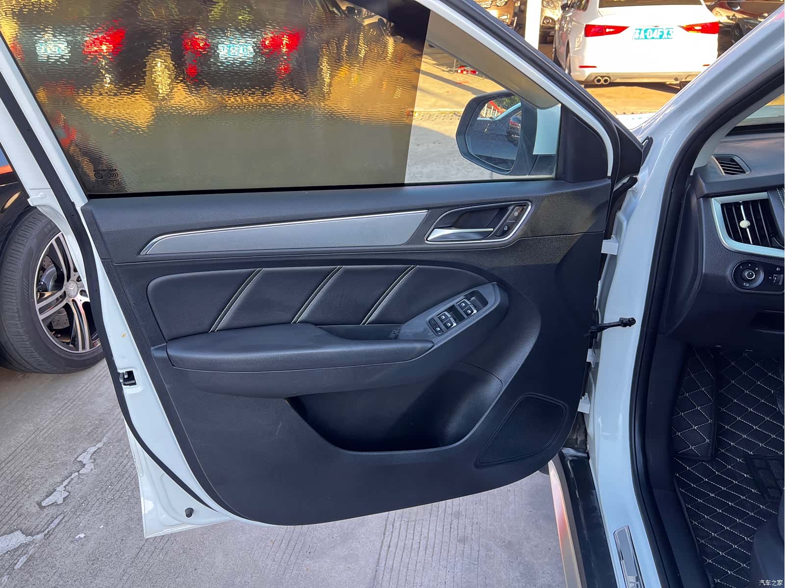 Roewe RX5, 2018 все фото