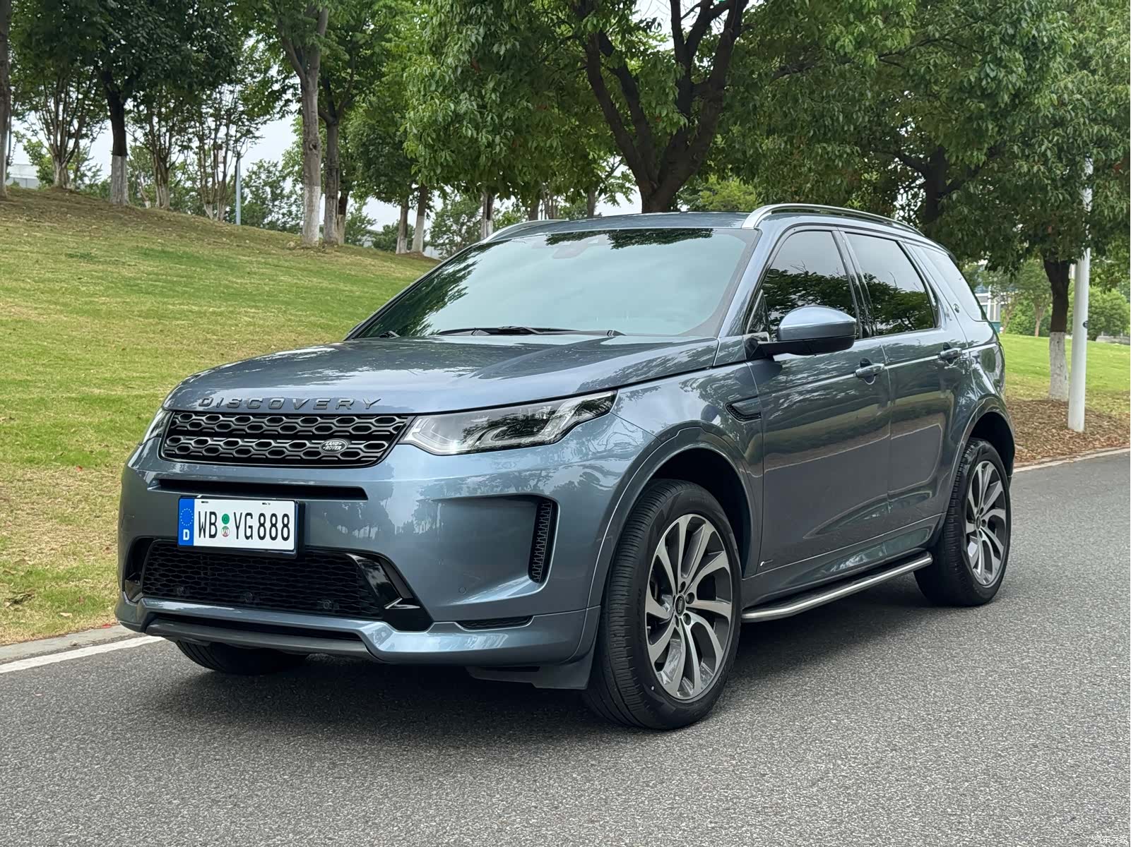 Land Rover Discovery, 2021 1