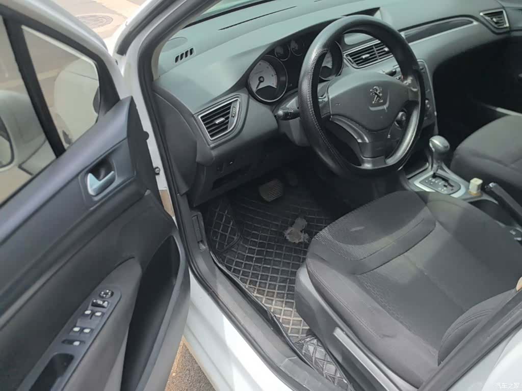 Peugeot 308, 2014 16