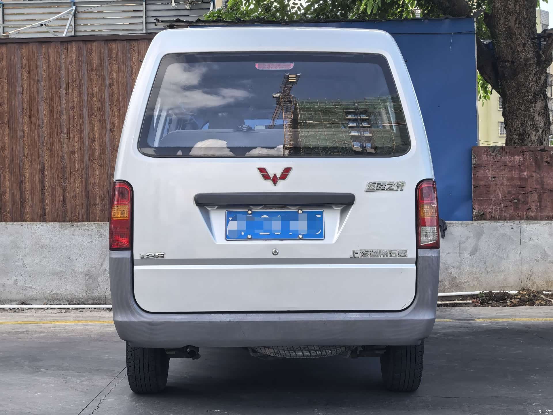 Wuling LSI, 2017 8