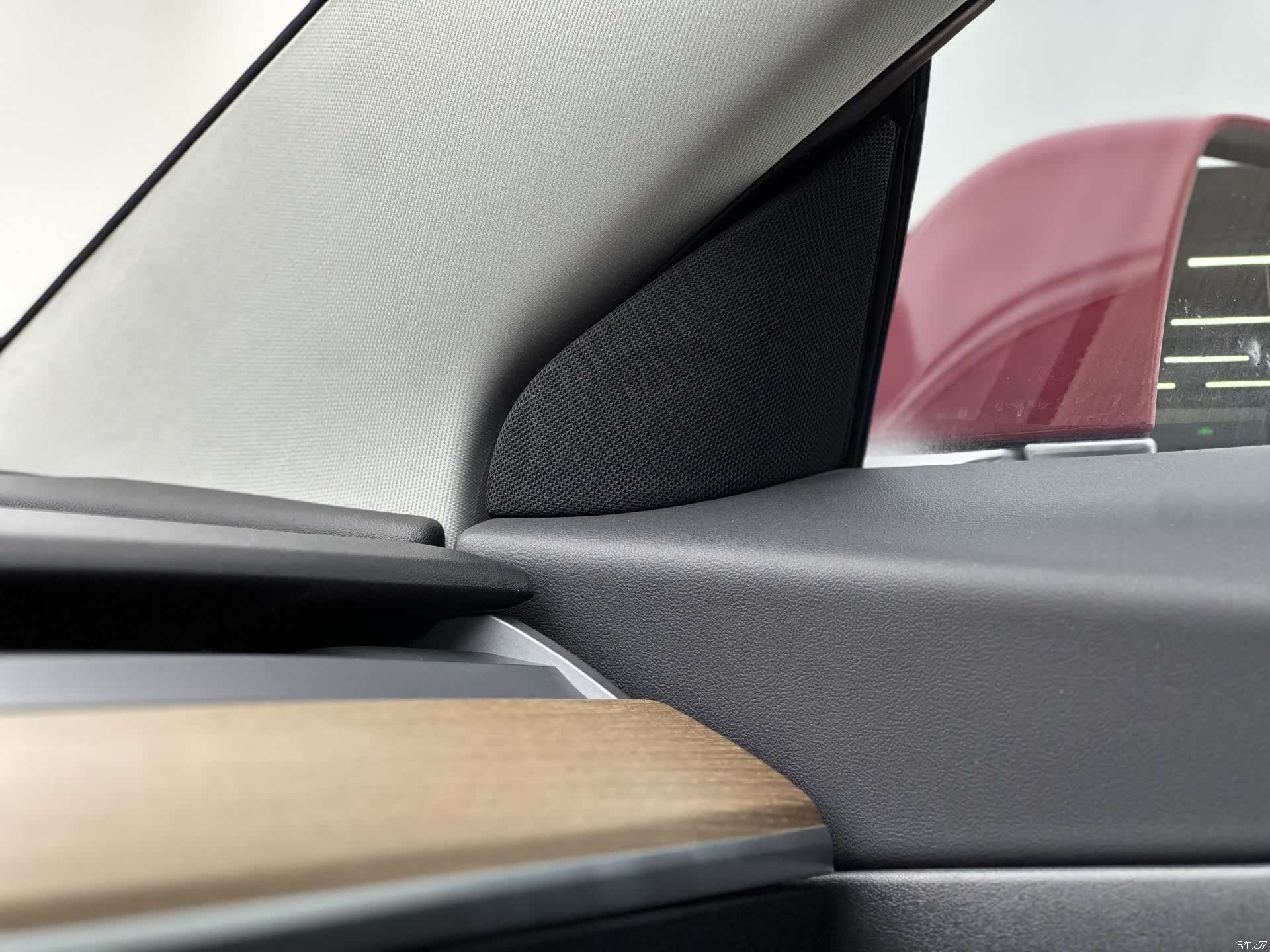 Tesla Model 3, 2020 15