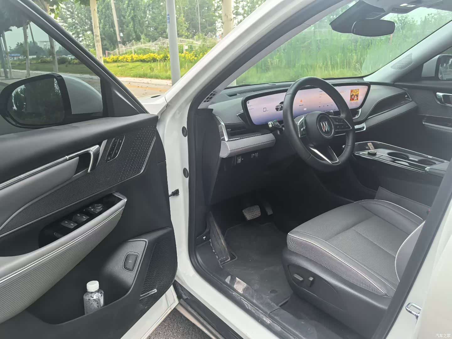 Buick E5, 2025 4