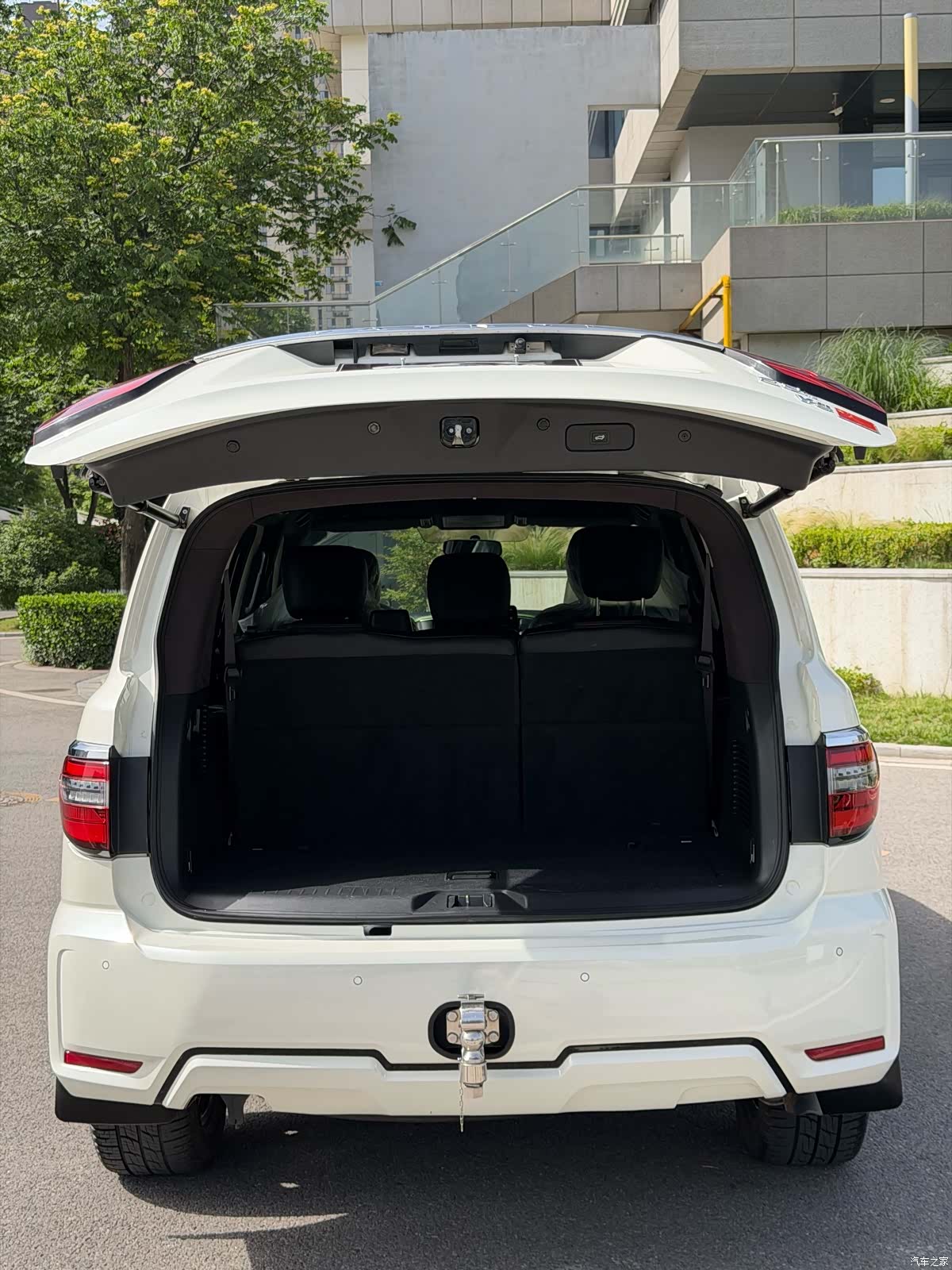 Nissan Patrol, 2019 13