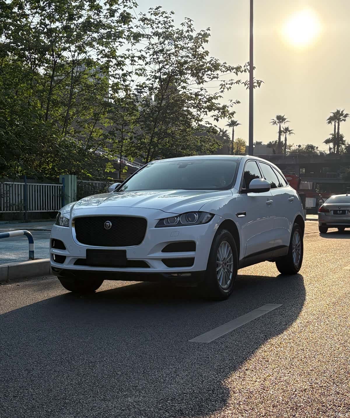 Jaguar F-PACE, 2018 1