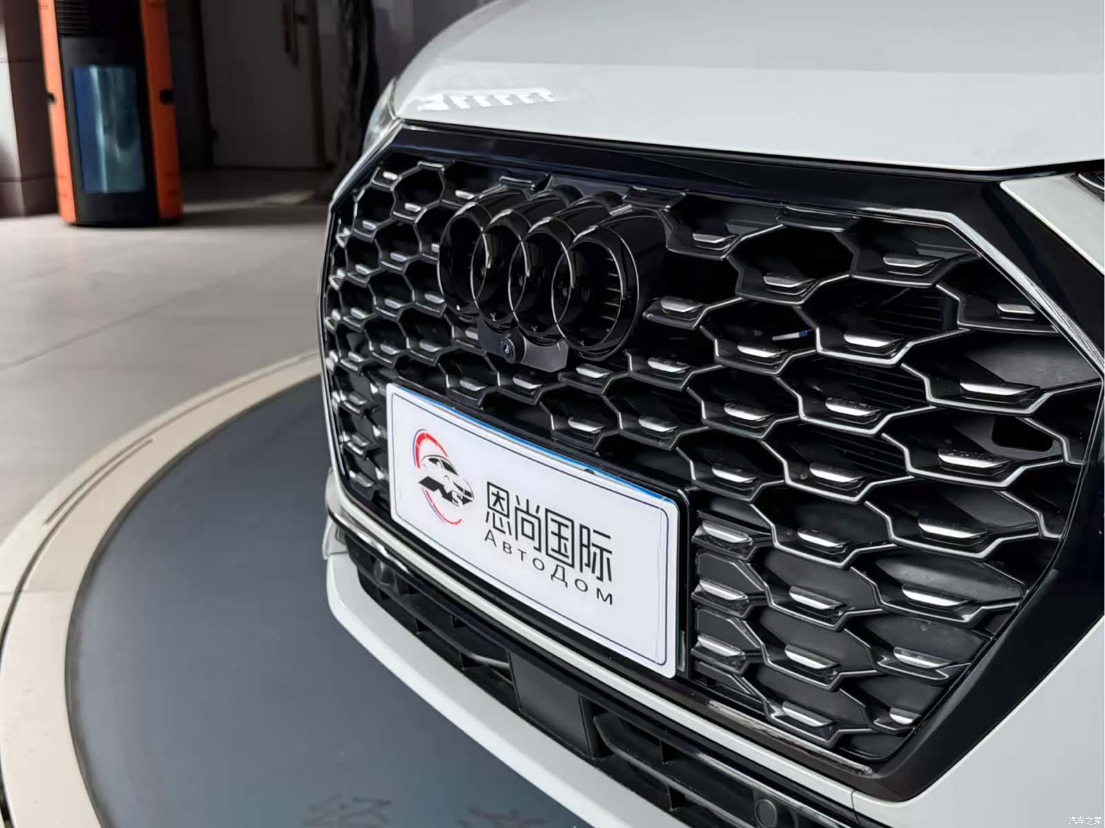 Audi Q3, 2022 4
