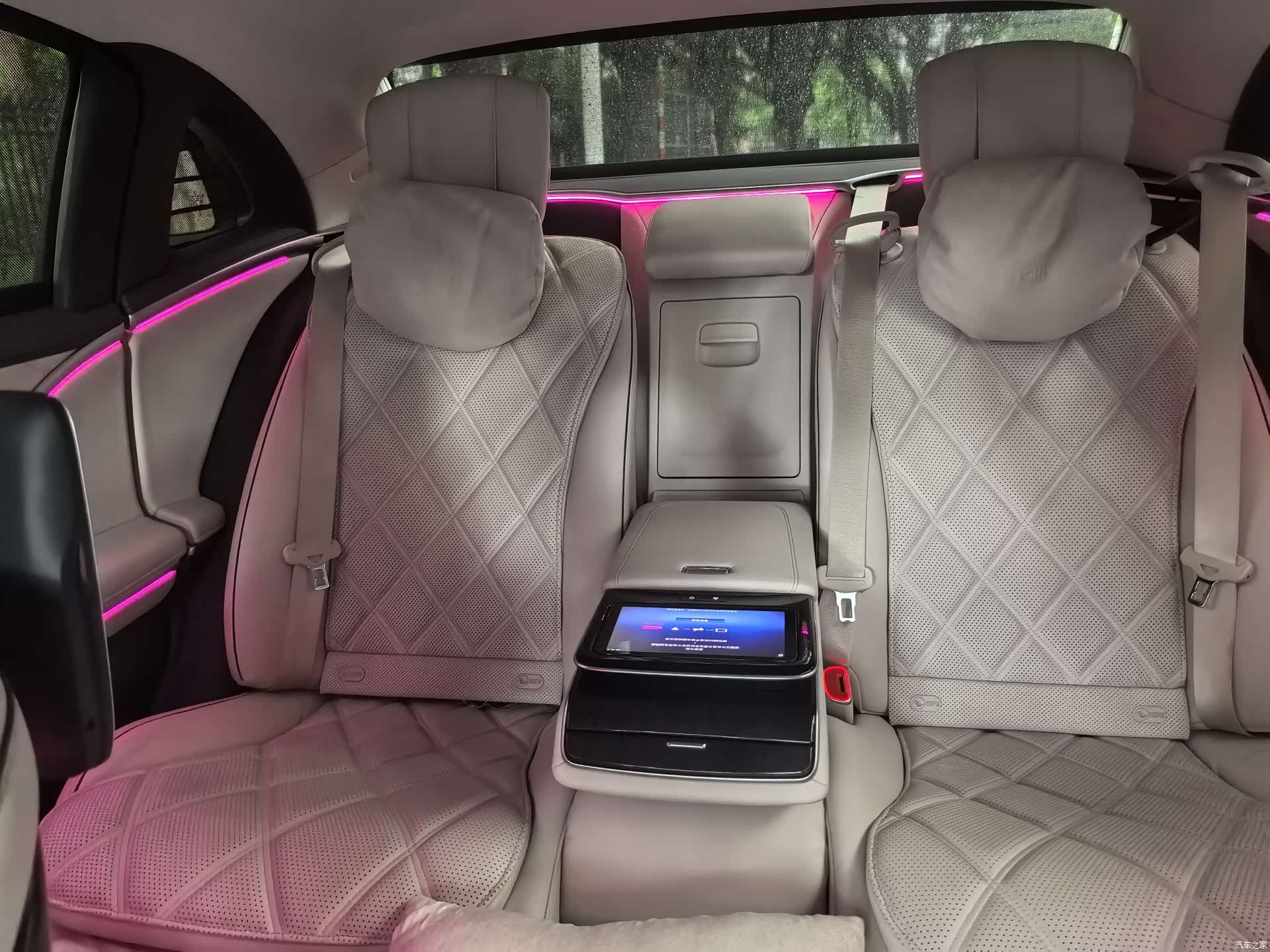 Maybach S-Class, 2025 4
