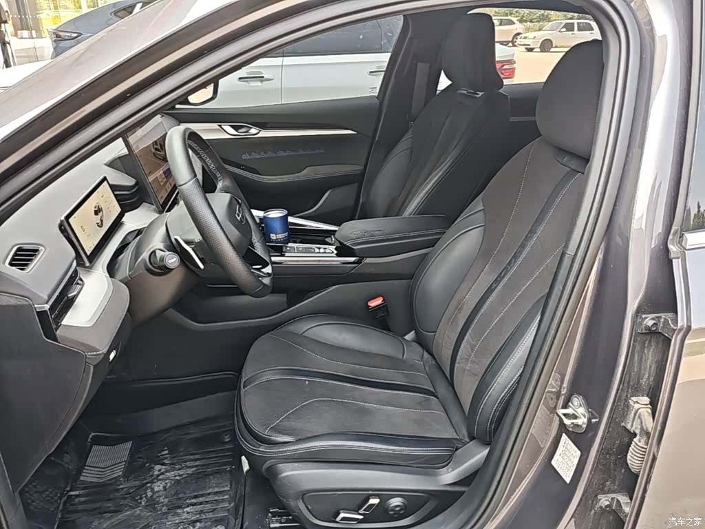 Geely Preface, 2024 15