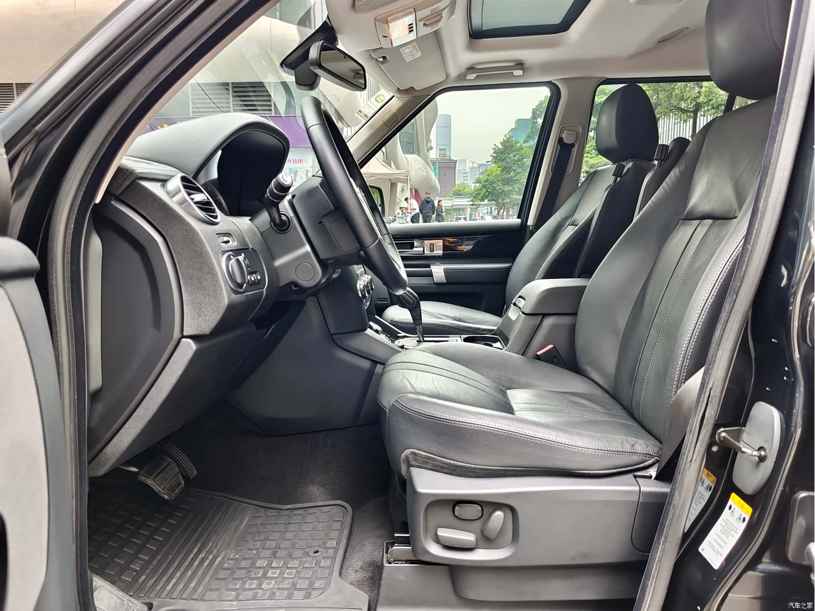 Land Rover Discovery, 2012 16