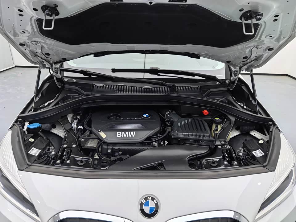 BMW 2 series station wagon