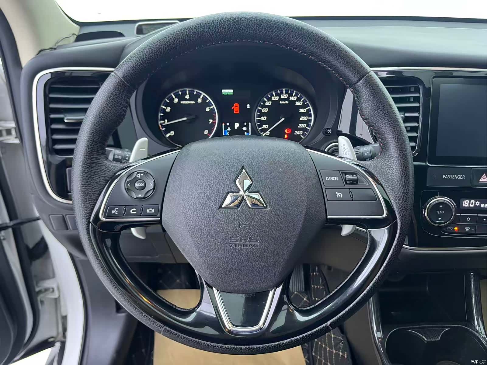 Mitsubishi Outlander, 2017 11