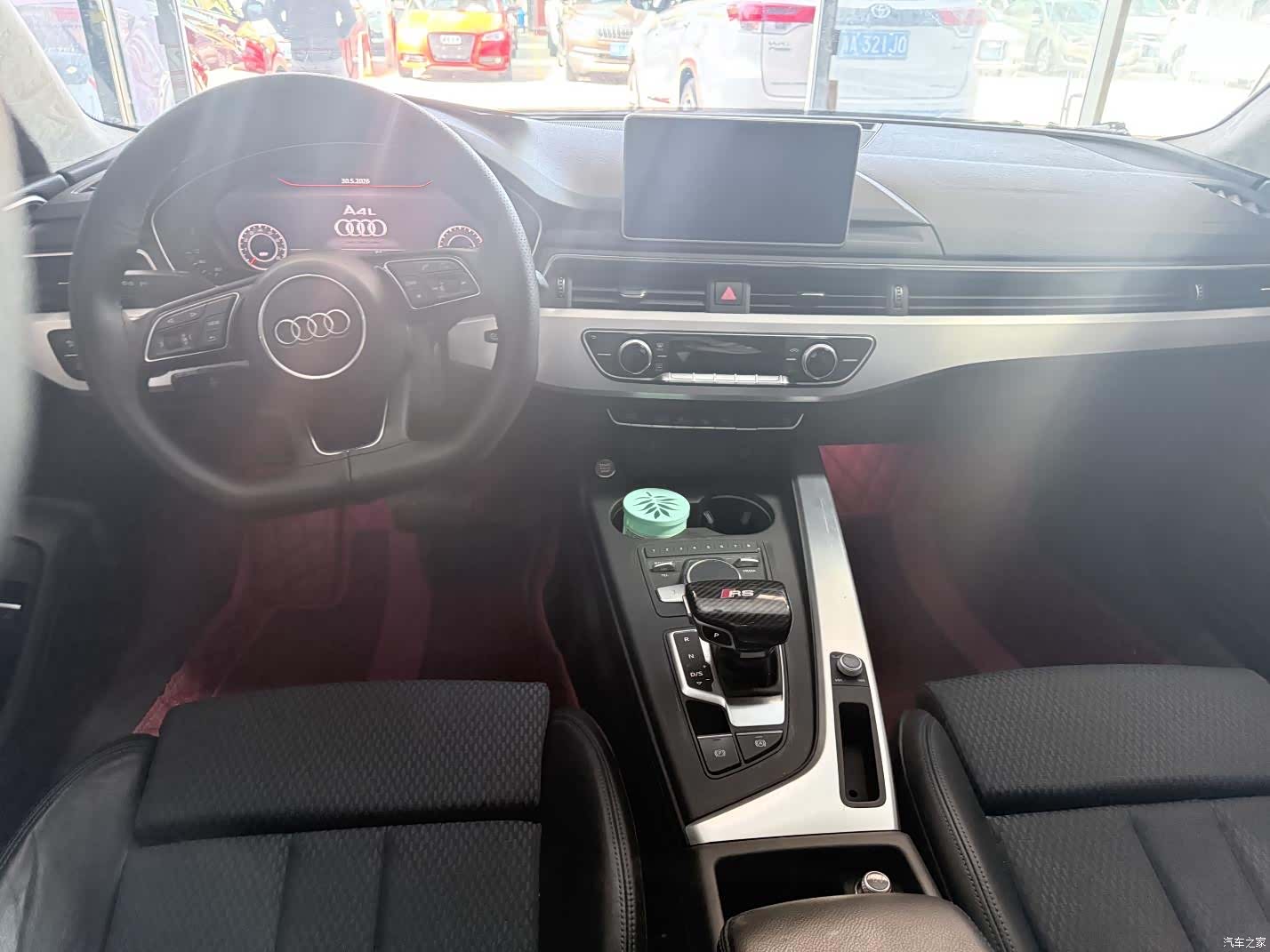 Audi A4L, 2018 12