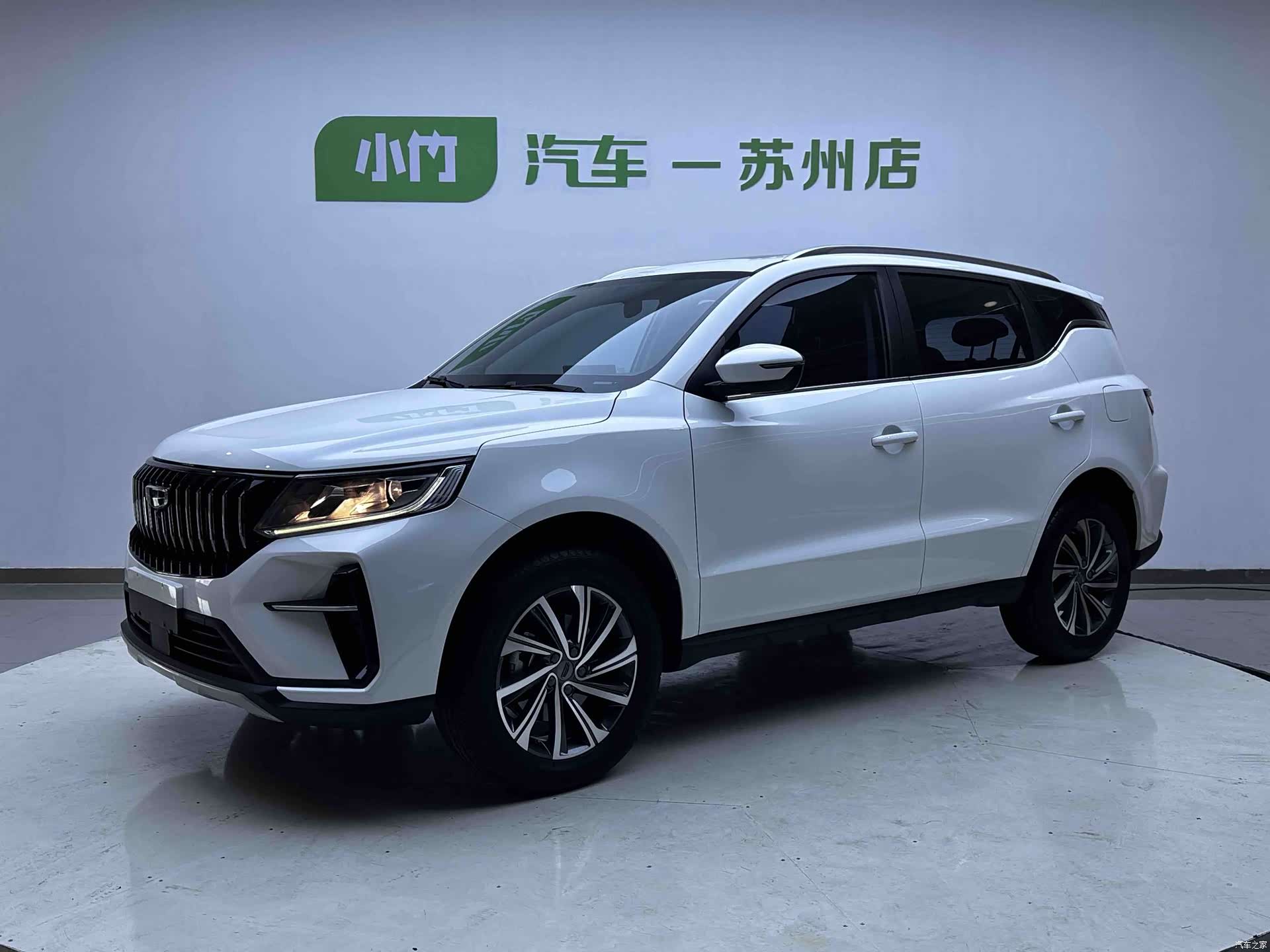 Geely X6, 2022 1