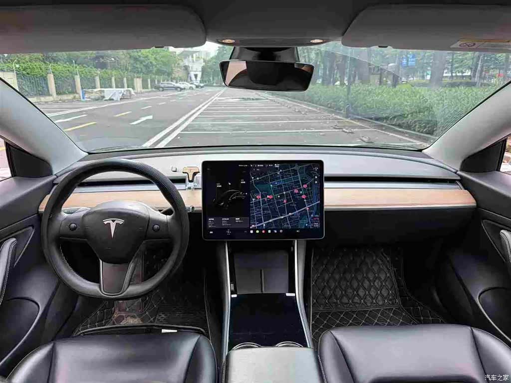 Tesla Model 3, 2020 7