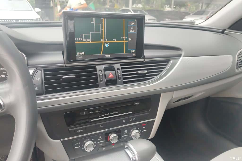 Audi A6L, 2015 13
