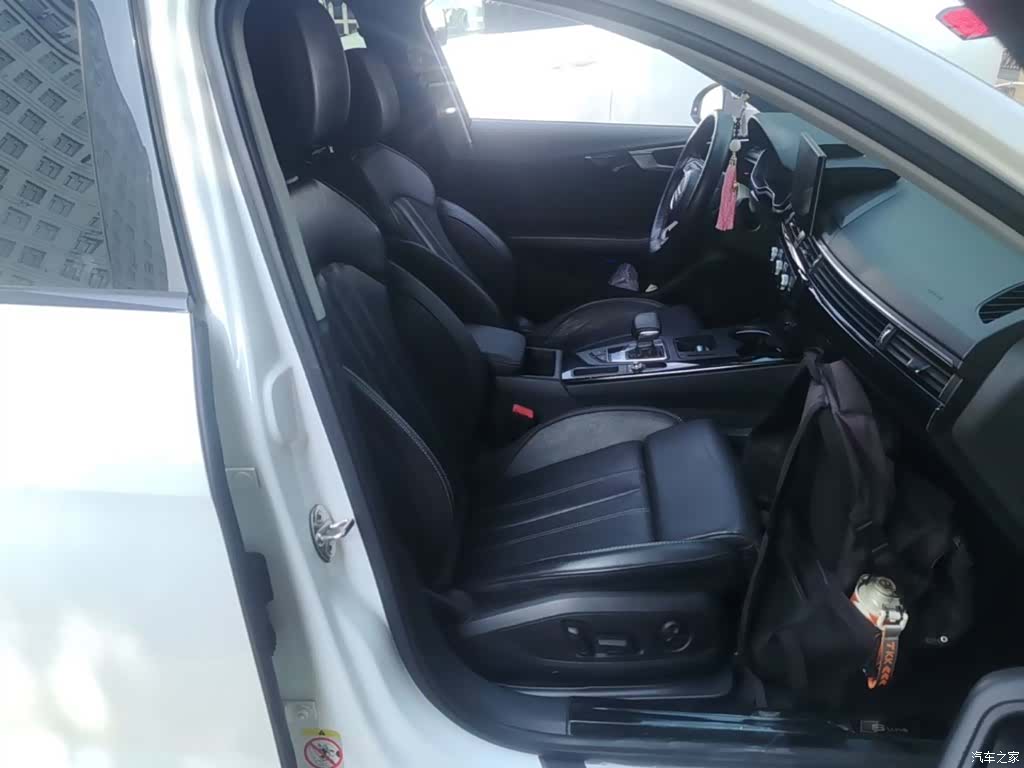 Audi A4L, 2022 25