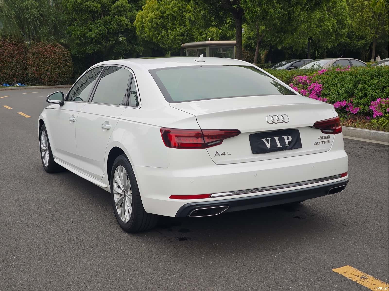 Audi A4L, 2019 22